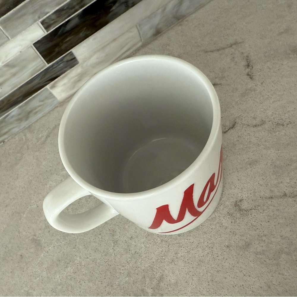 Vintage 1990s Sears Restaurant Santa Christmas Mug - Picture 3 of 4